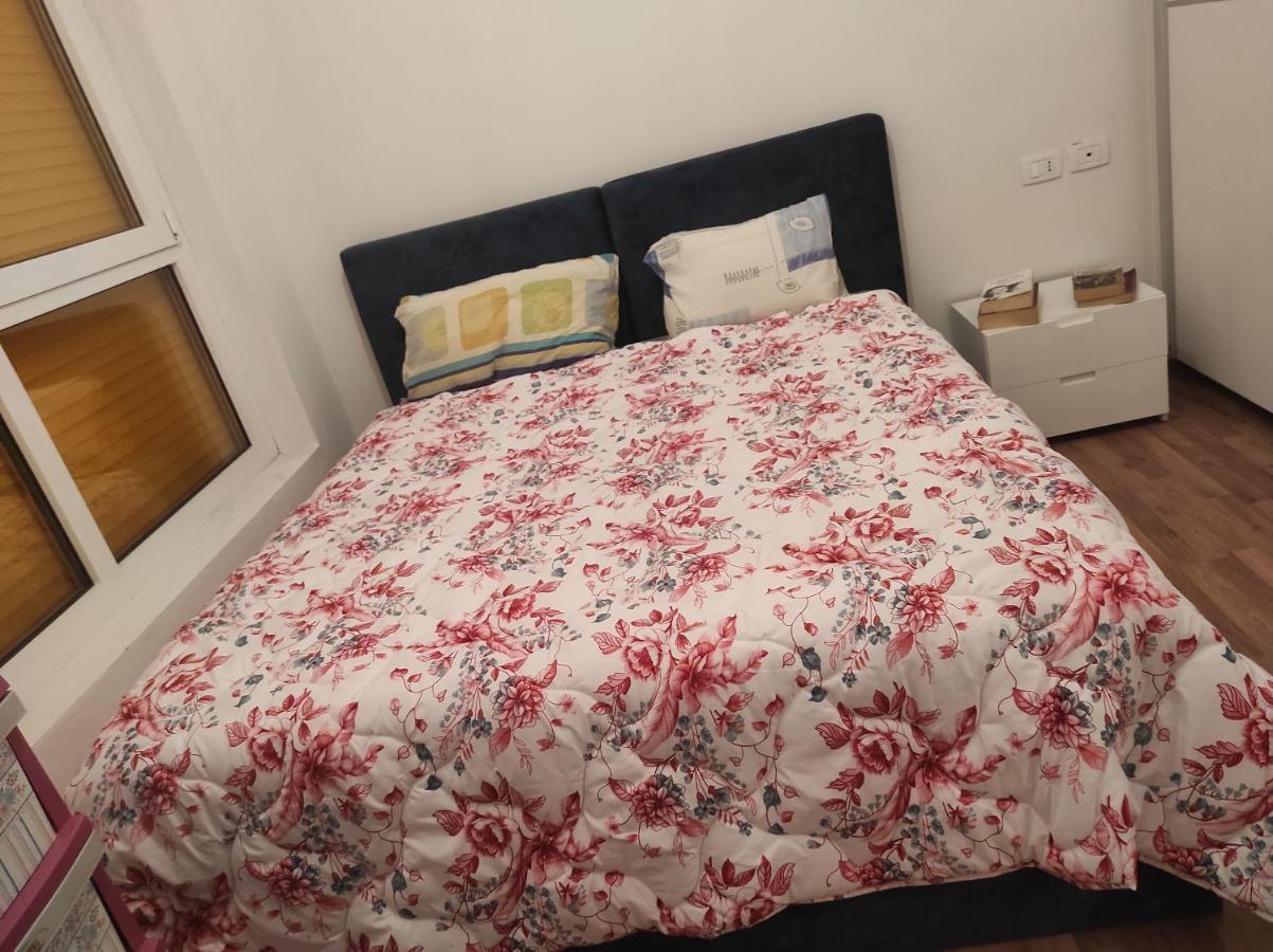 Modern Apartment In Tiranë Eksteriør bilde